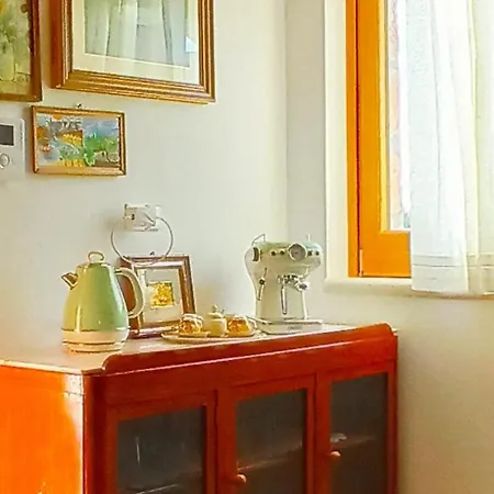 Dimora&pool Gerardo אכסניה