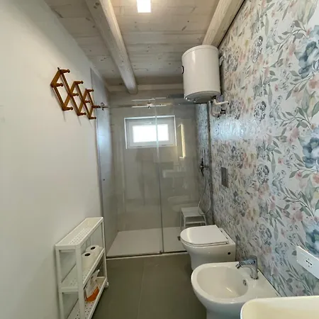 Dimora&pool Gerardo * מונופולי